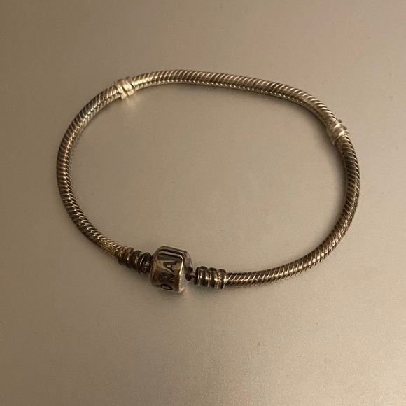 Pandora bracelet 7 inch